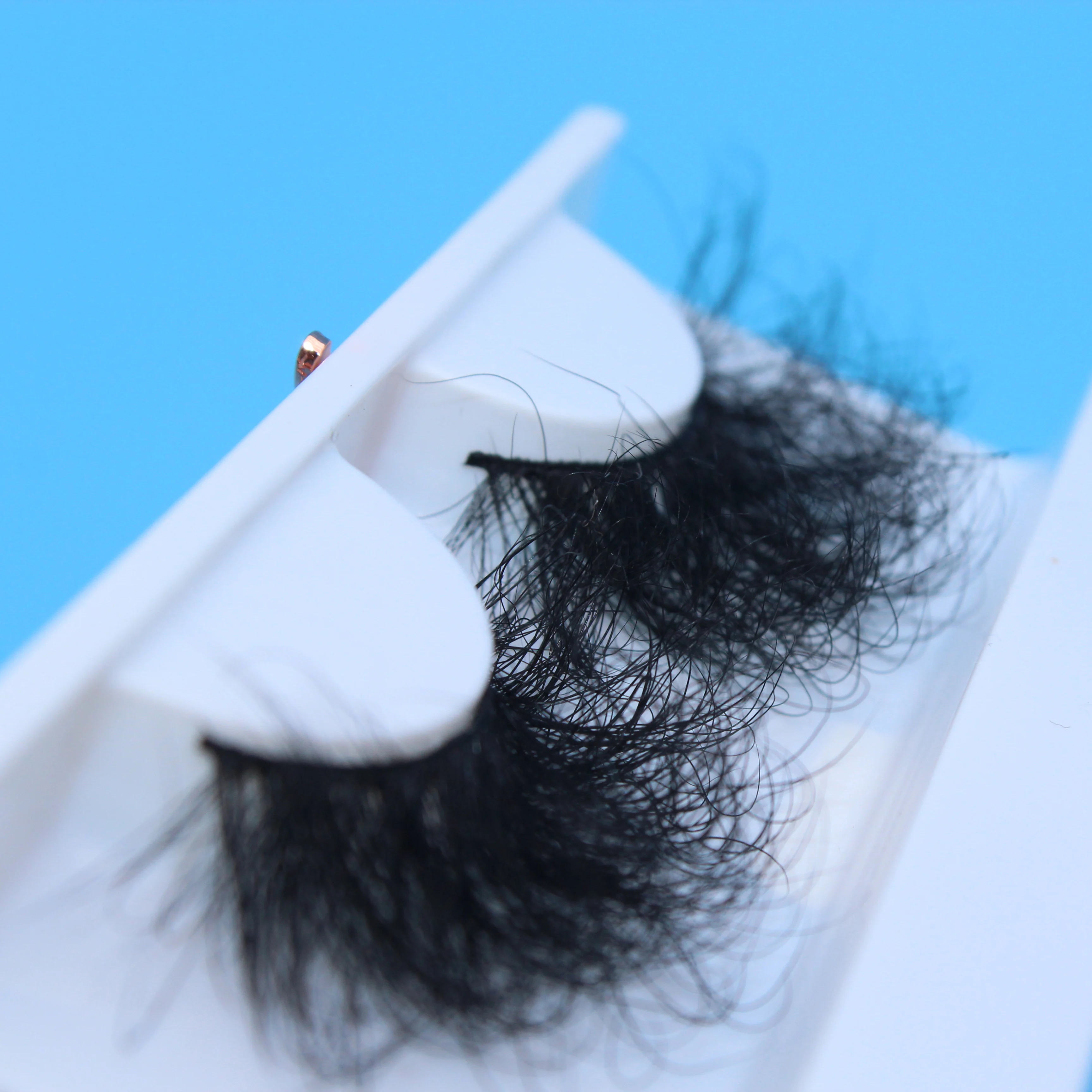 
stand Eyelashes Logo Premade Fans Fluffy 3d cruelty Mink Eyelash Strips Clear Strip With lashbox packaging 