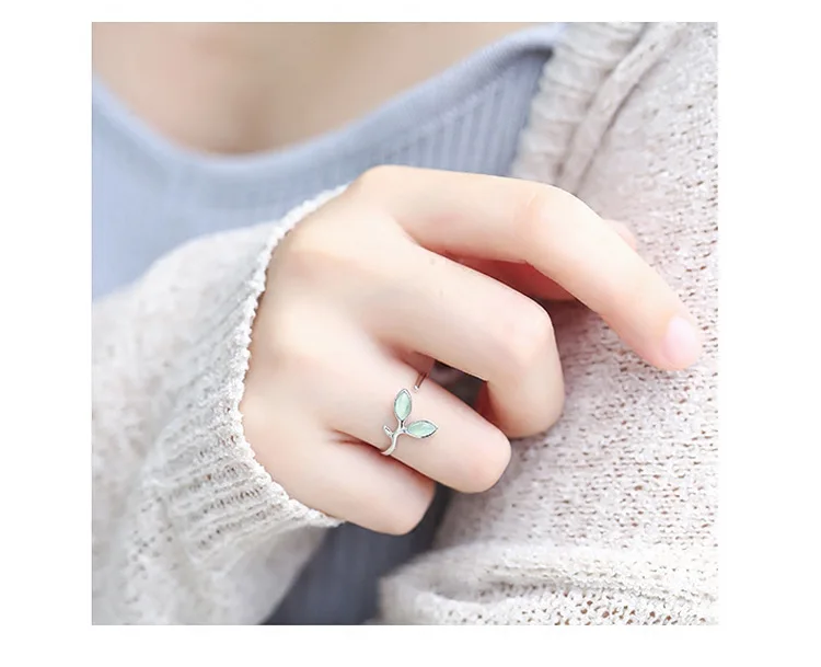 925 pure silver literary and artistic green leaves are simple and versatile Korean new style jewelry