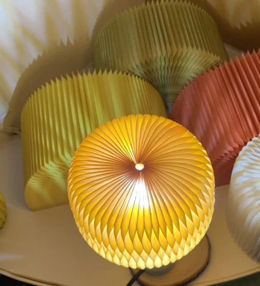 Folding lamp shade lamp cover