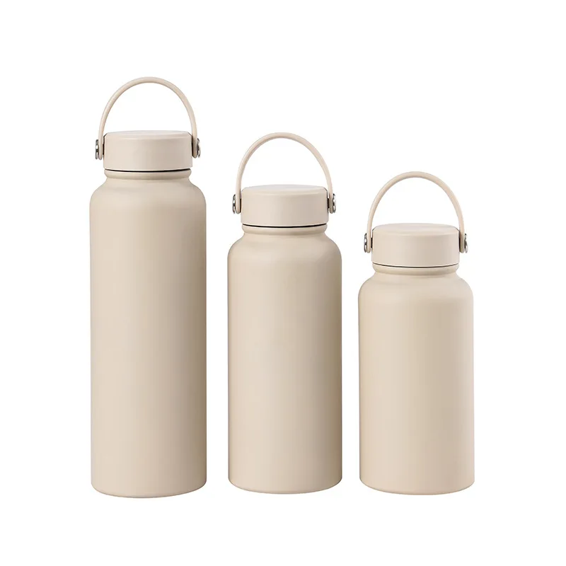Sports Water Bottle 650ml Double Layer Silicone Sleeve Water Bottle with Handle Rubber Bottom