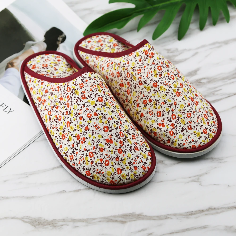 Variety of materials can be customized womens slippers hot transfer color transition disposable slippers spa