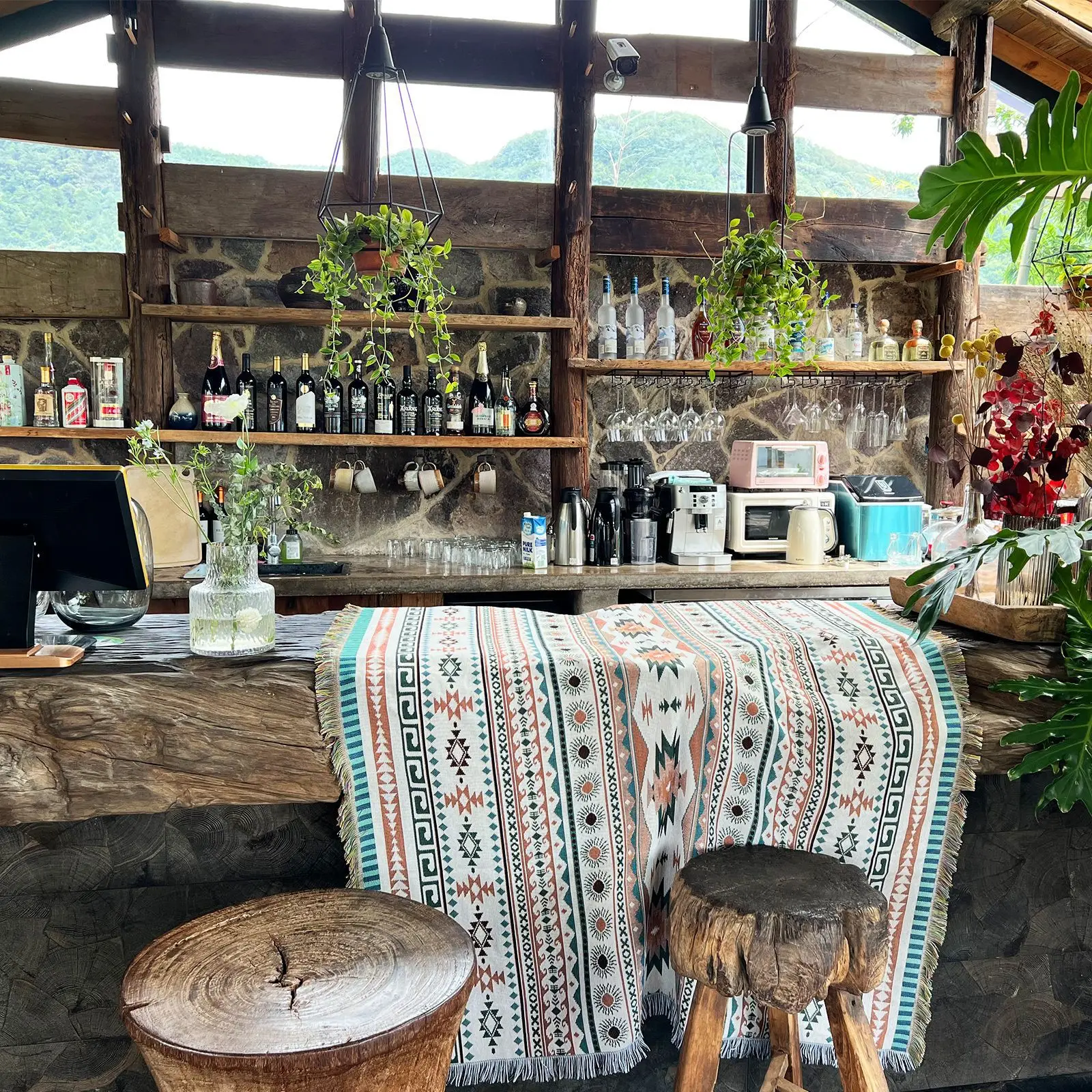 Custom bohemian ethnic style jacquard camping sofa woven tassel tapestry picnic blanket