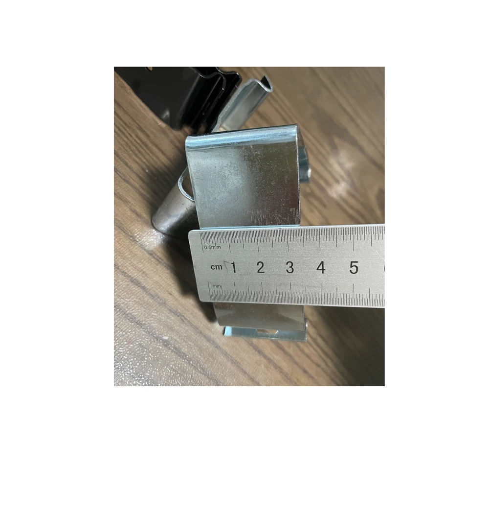 Spring steel reusable shipping metal spring retaining crate clips V shape clips clamp for wooden box by Chinese supplier