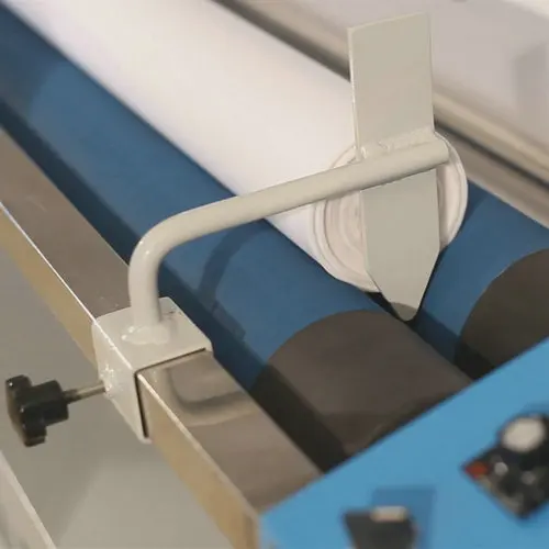 New Type nonwoven fabric rolling and cutting machine/automatic industrial fabric cutting machine best selling products in europe
