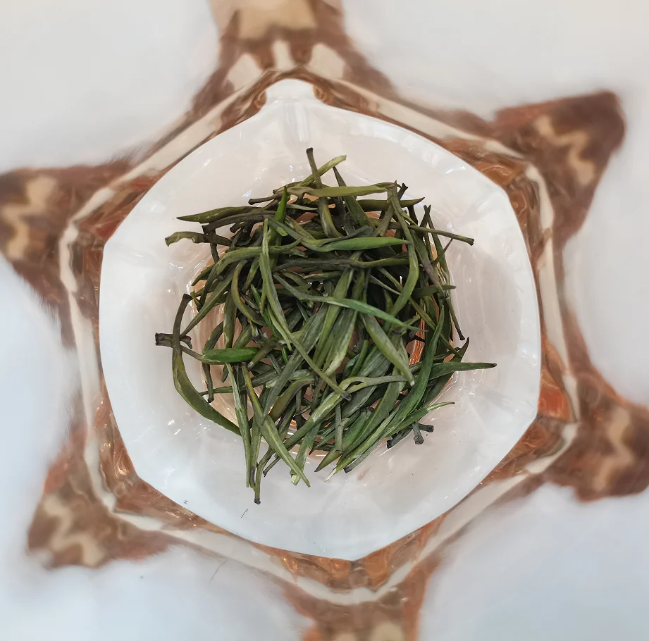 Factory-Priced Mingmei Best Quality Health Tea Gift Loose Chinese Green Tea in Bulk Box Bottle Packaging