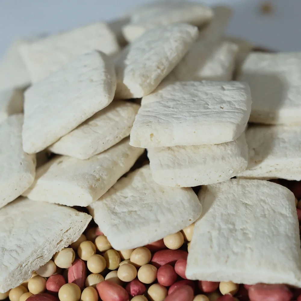 Vegan Food TVP-Non-GMO Textured Soy Protein MUI Good Water Absorption Raw Material Fresh Soybean Vegetable Protein