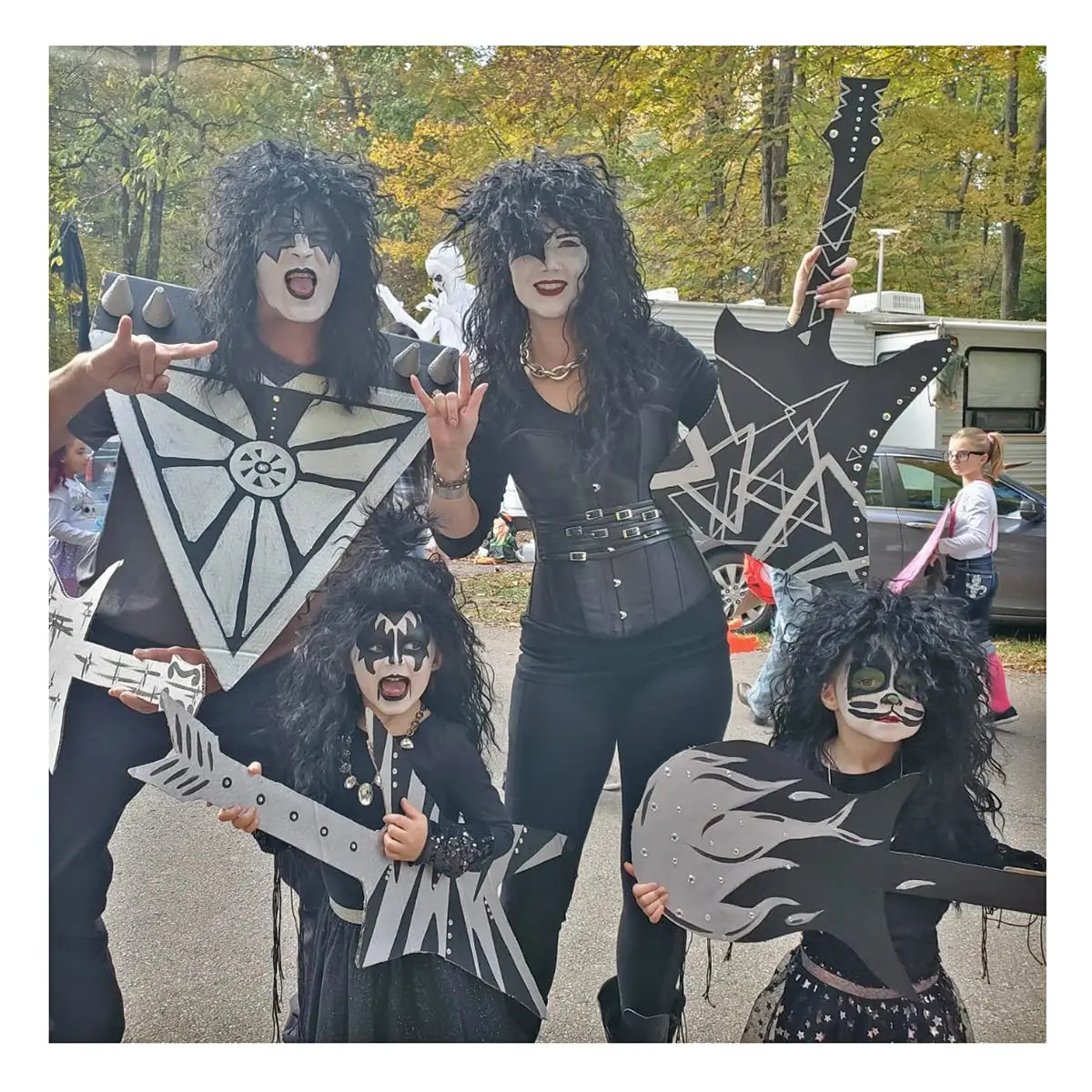 Old fashion 70s 80s Heavy Metal Punk Style Funny Wig Disco Rock Performance Costume Props Mullet Wigs Hat