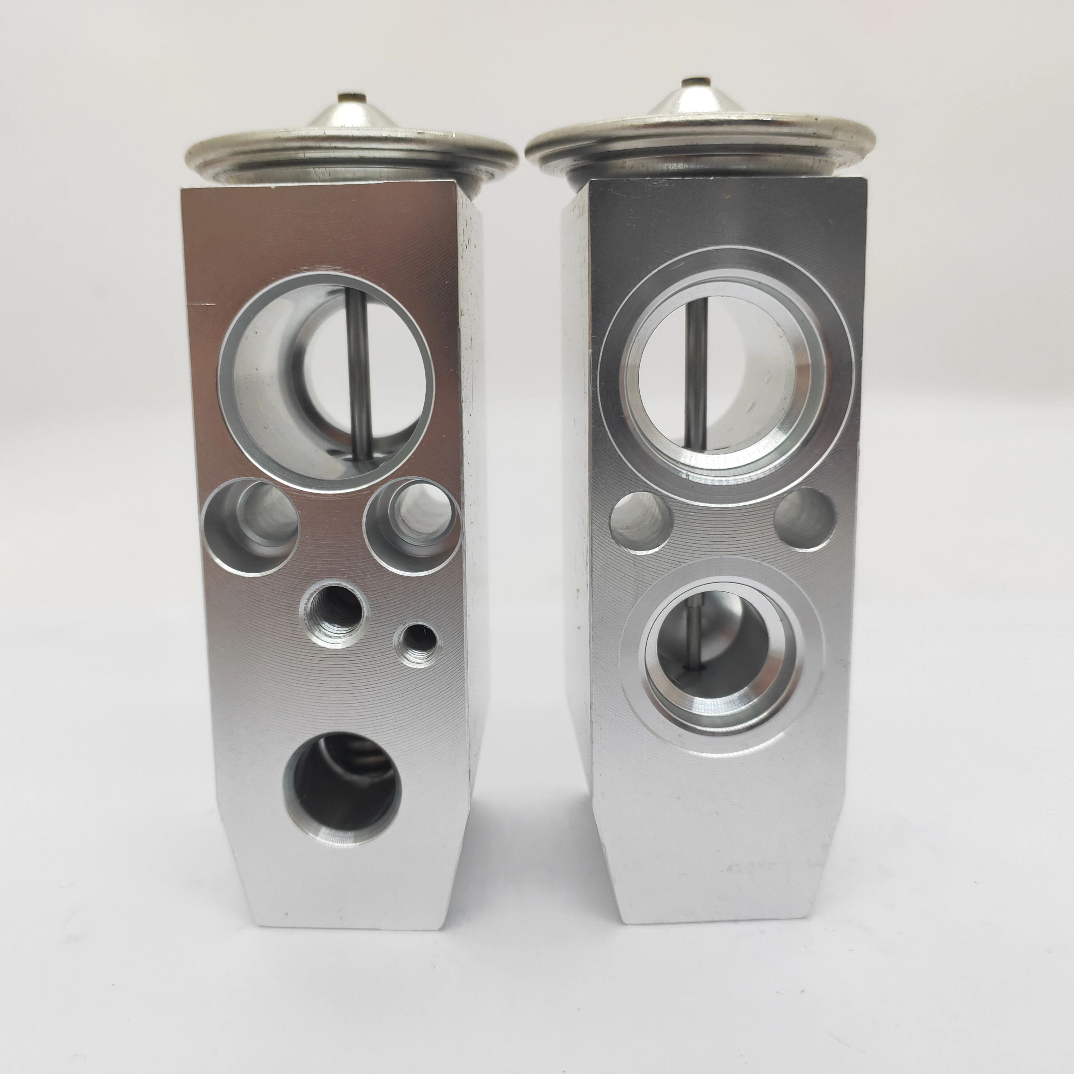 15QJNA-2 Auto air Expansion Valve for Nissan Sunny Mitsubishi auto air conditioning parts