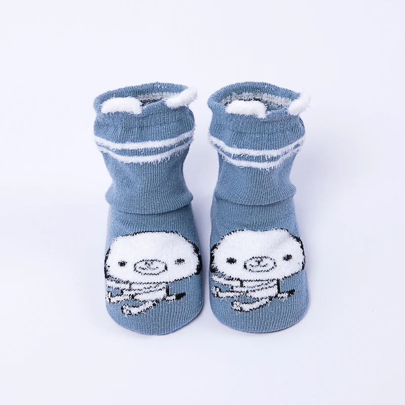 Custom factory supply cartoon eco panda socks feather yarn anti skid patchwork baby socks for autumn winter