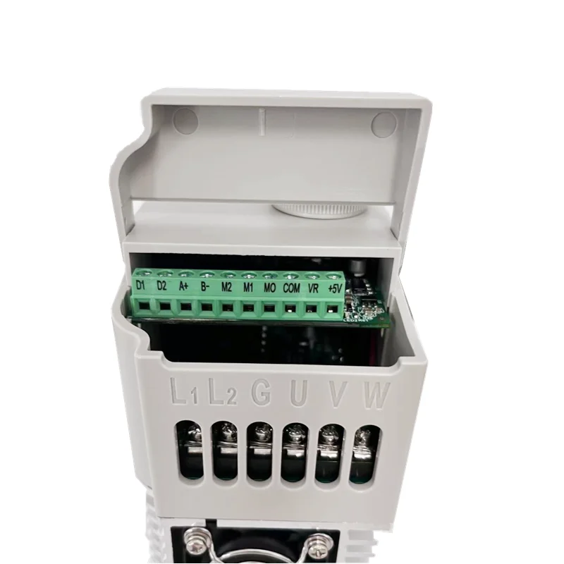 vfd 220v single phase to 3 phase 220v 1hp Mini AC Inverter Smart vfd drive for motor  ac drives vfd 0.75kw