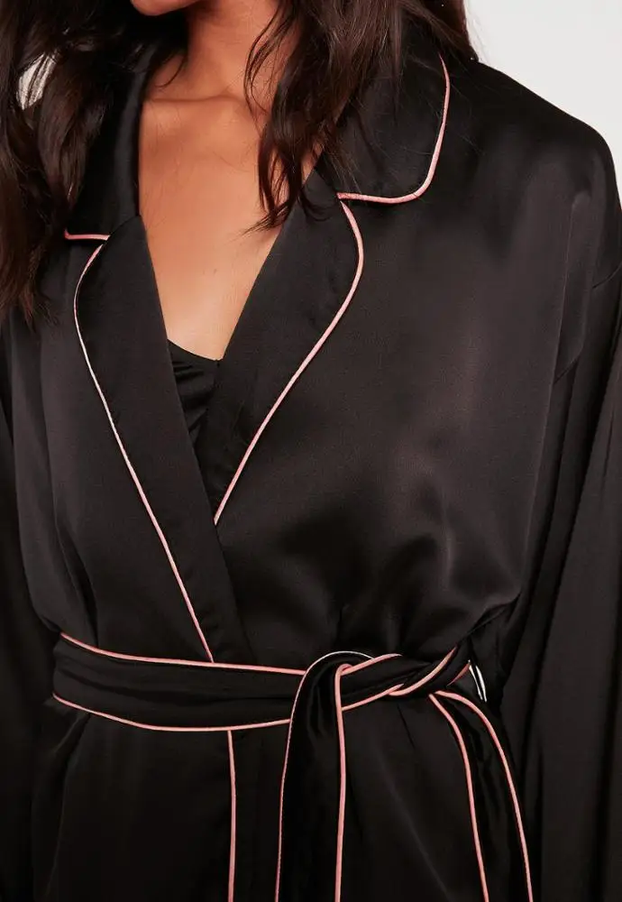 
MGOO Custom Fabric Women Long Sleeves Bear Print Plush Robe with Hood 