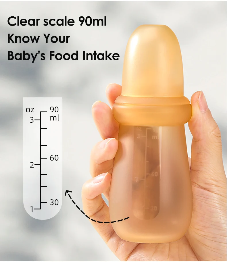 Custom 2 in 1 Newborn Gift Set Squeeze Juice Rice Paste Food Dispensing Silicone Kid Feeding Spoon Baby Bottle With Spoon