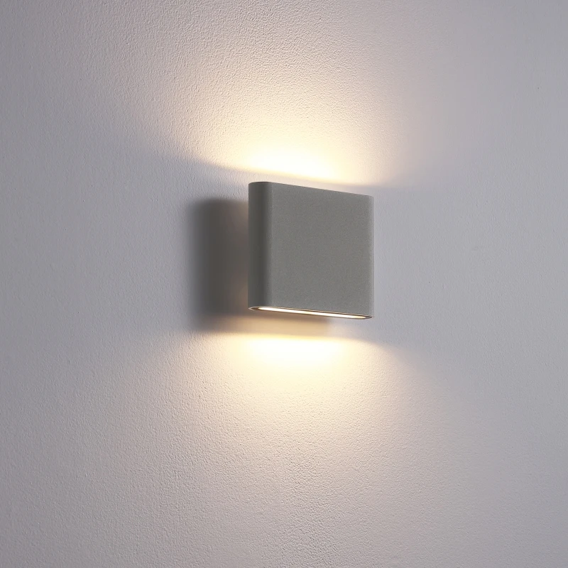 Modern style 12W up down lighting fixture IP65 outdoor led wall light