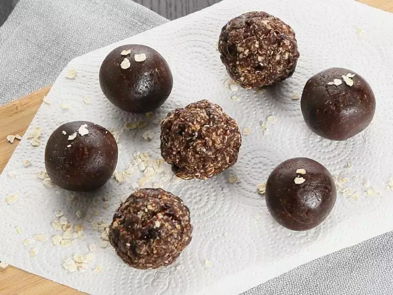 Automatic Cheese Potato Ball Making Machine Sesame Chocolate Coconut Energy Balls Making Machine