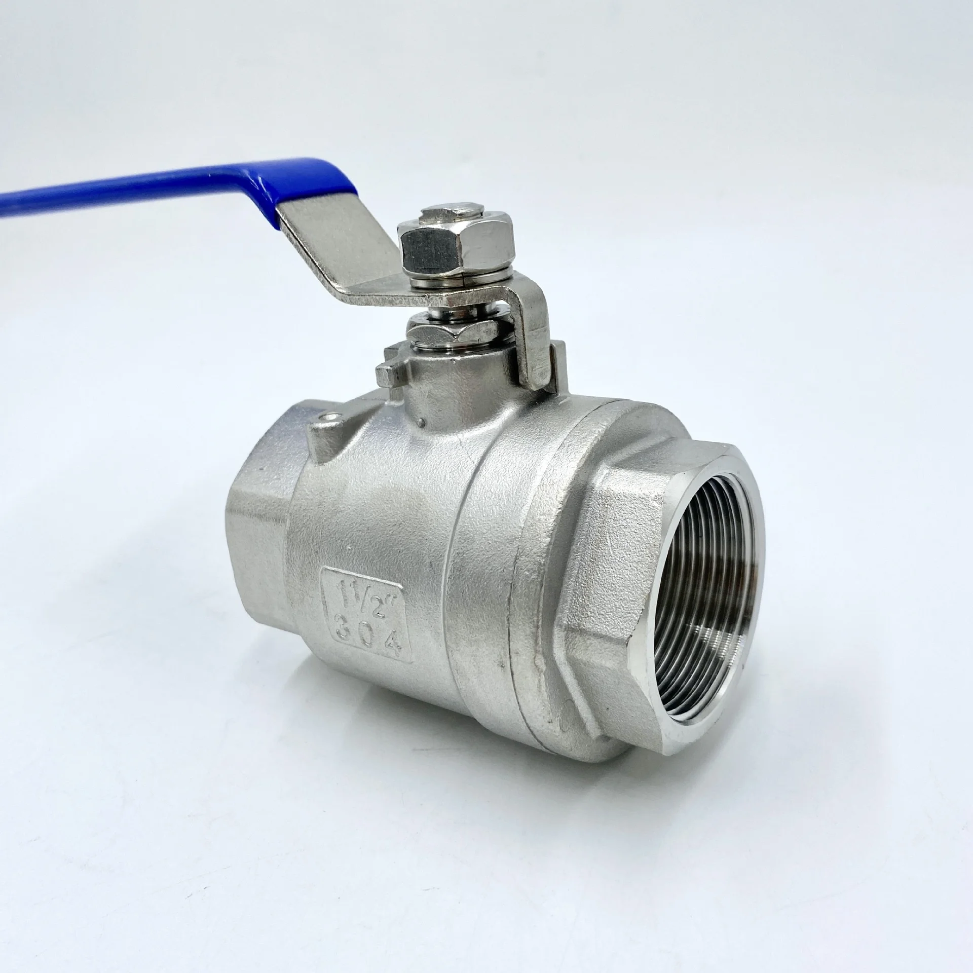 High Quality Rugged And Durable Hot Sale Stainless Steel Ball Valve Two-Piece High Flow Female Threaded Ball Valve
