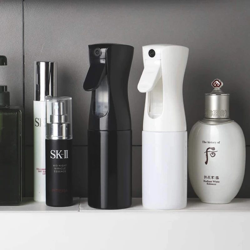 
Portable 200ml 300ml Hair Salon Spray Bottle Plastic Fine Mist Hand Trigger Pump Sprayer Bottle for Garden 