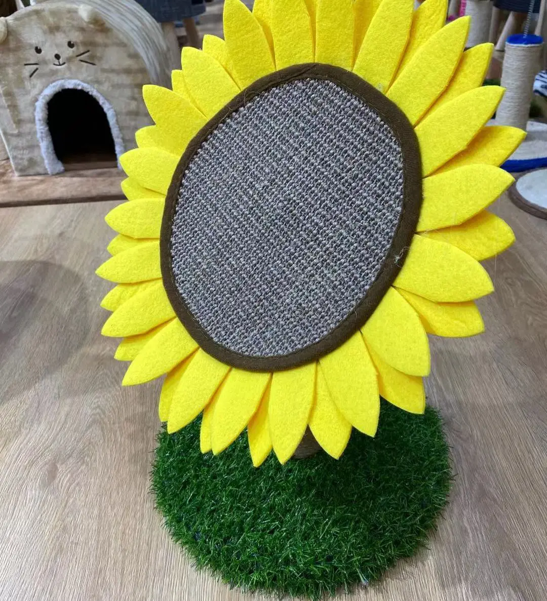 Wholesale New Design Sisal Sunflower interactive Cat post Tower Cute scratching Cat Tree