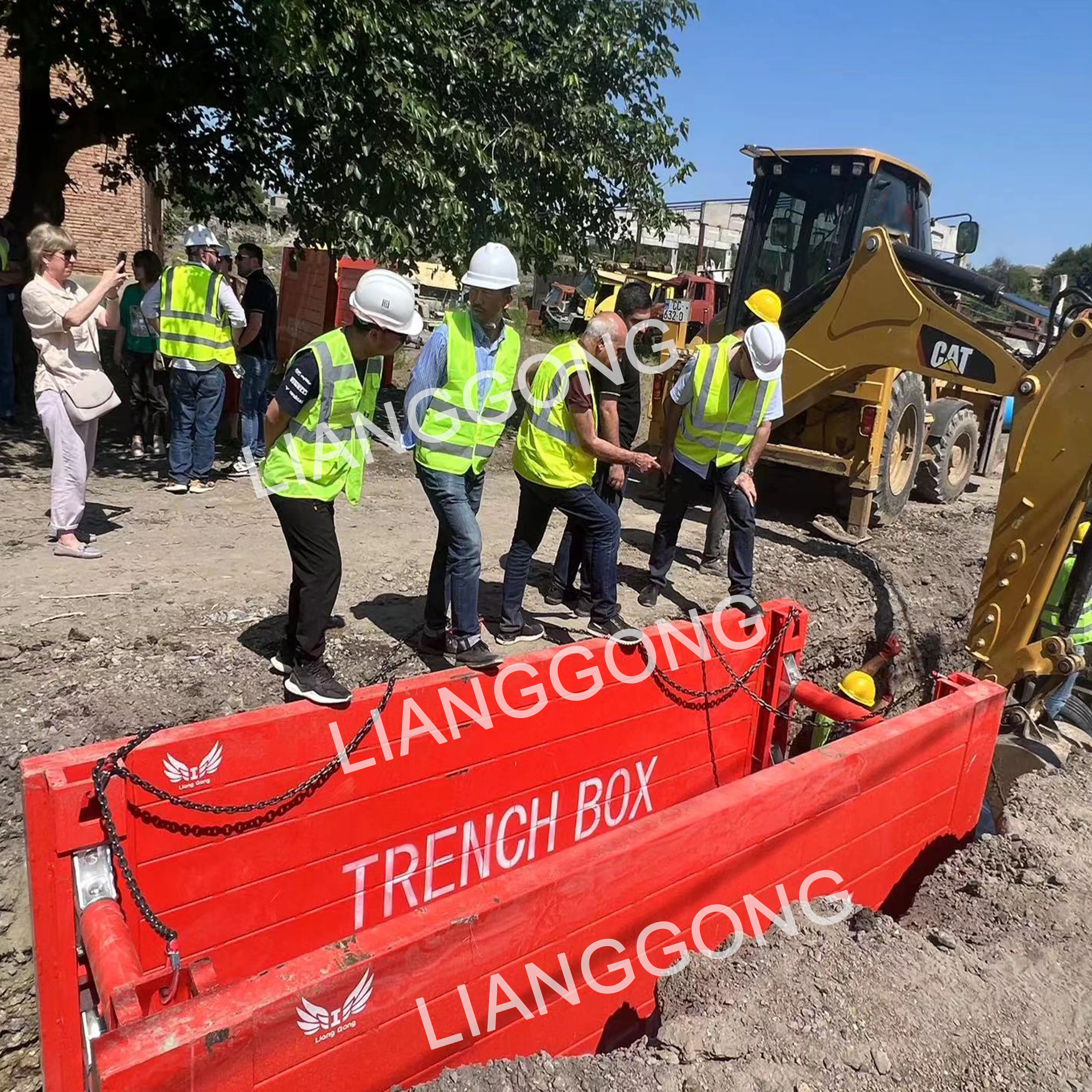 Lianggong Manufacture Alloy Trench Shoring System Steel Manhole Box Trench Box for Excavation Construction