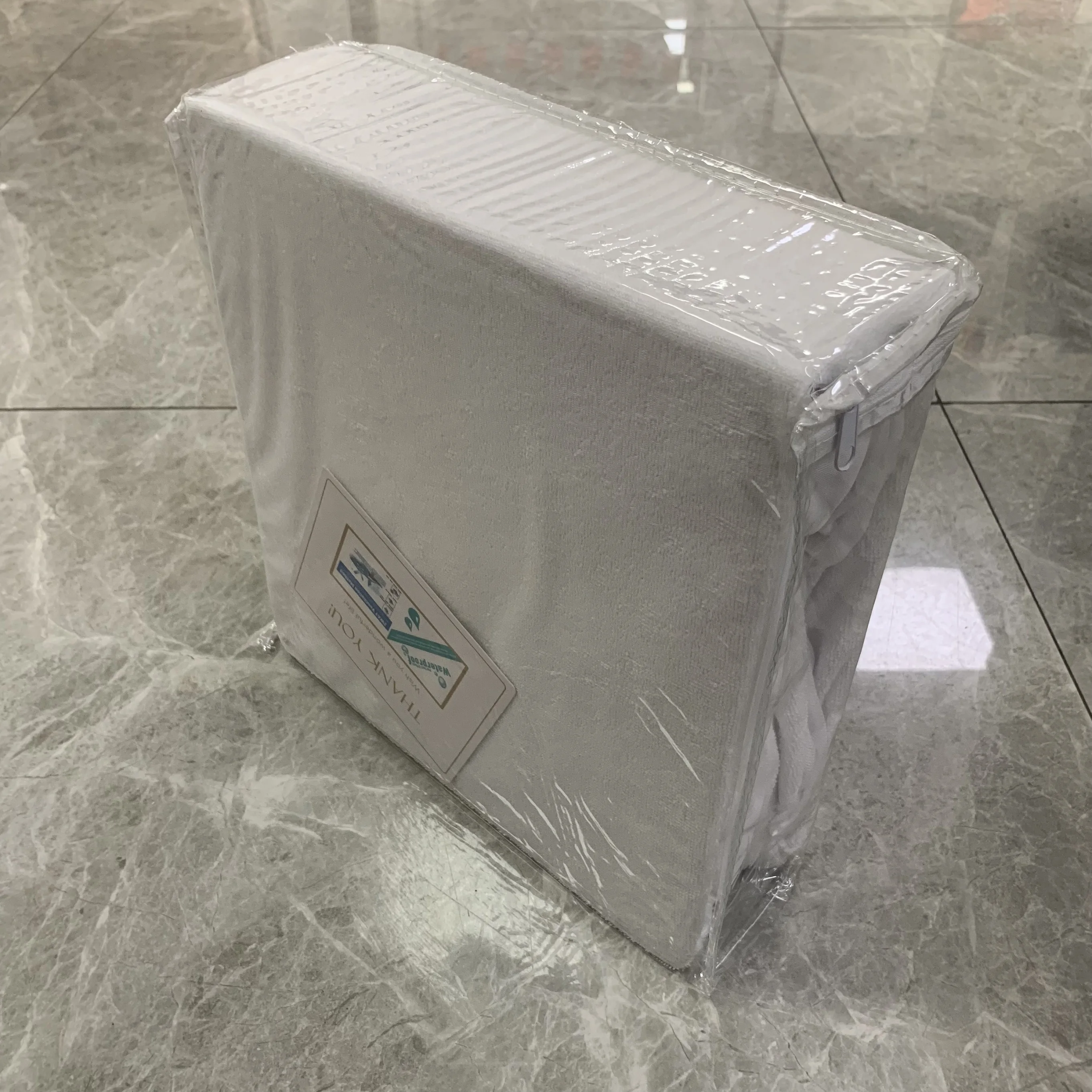 Wholesale RTS White 100% polyester twin terry waterproof bed mattress covers & protectors for sale