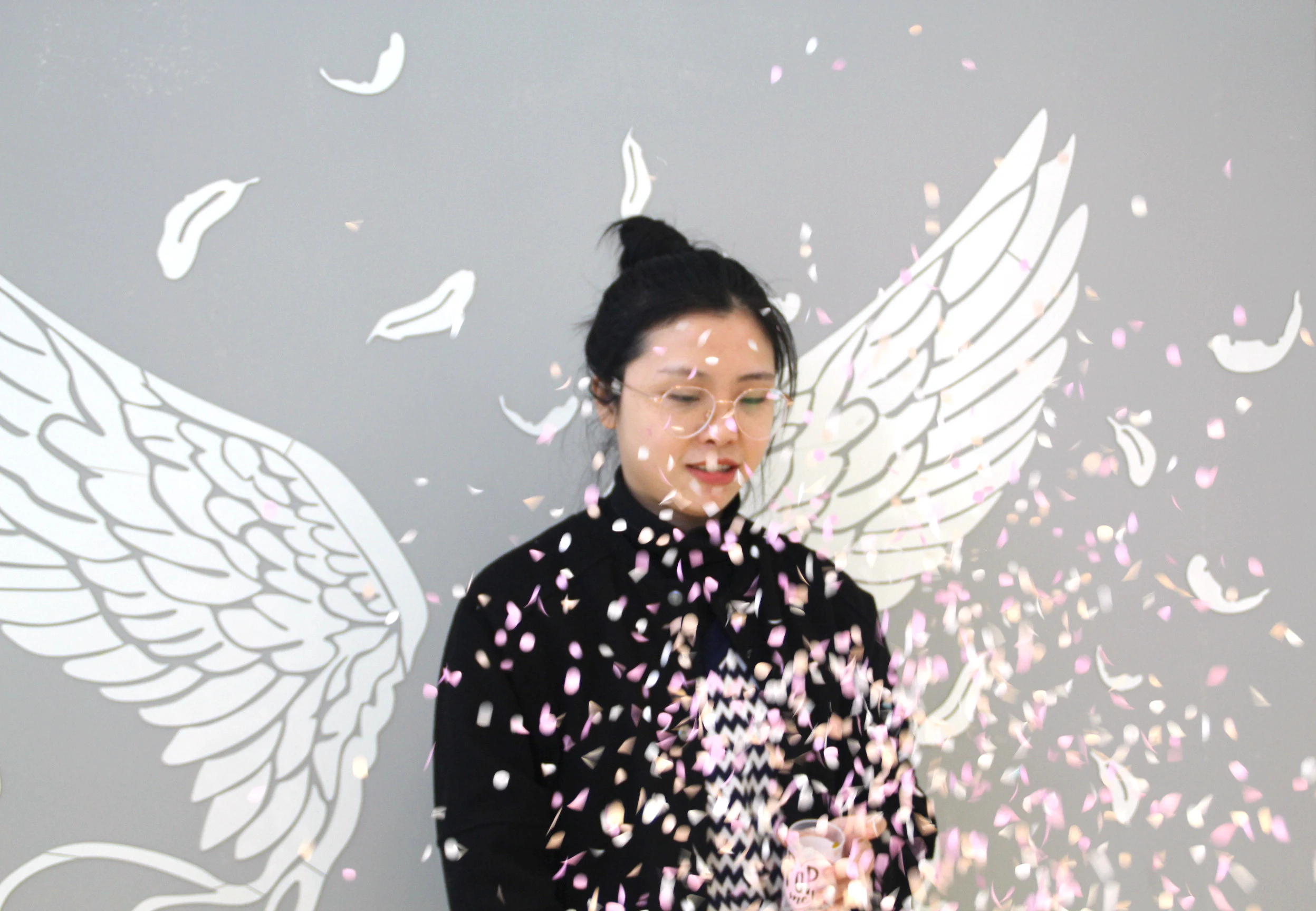 Wholesale Eco-friendly gender reveal Push Pop confetti popper Manufacturers