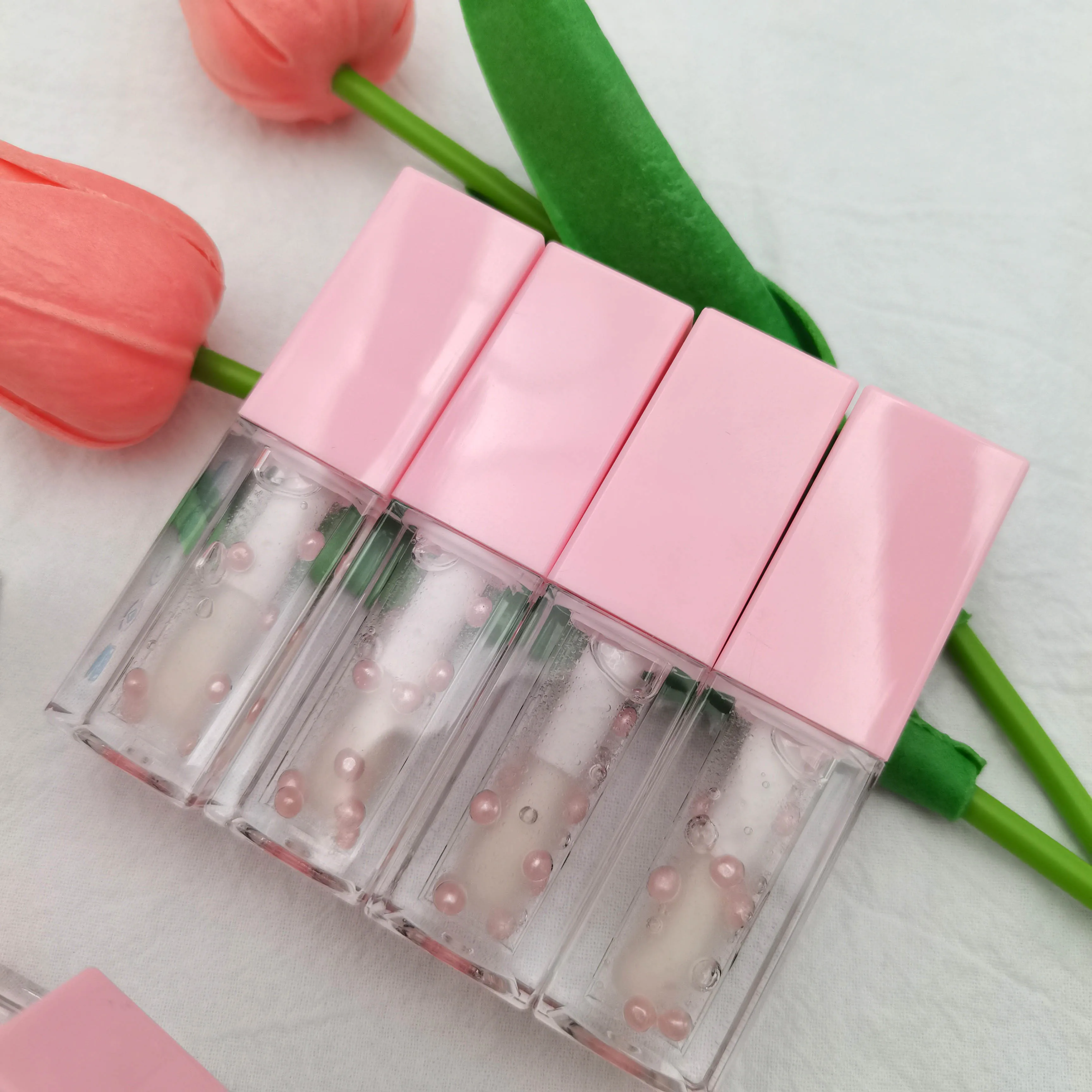 New Arrival Smooth Liquid Lip oil Vegan Shiny Private Label Lip Gloss Caviar essence Natural Lipgloss