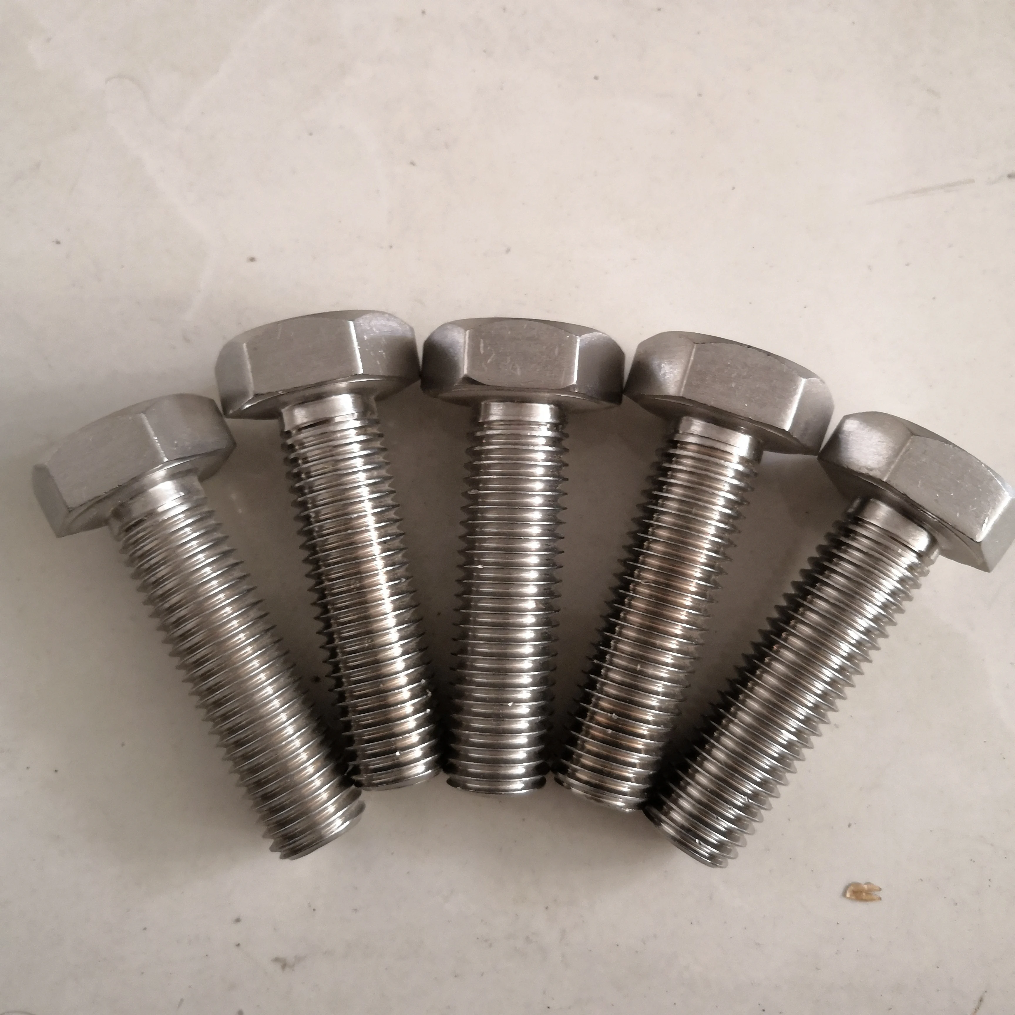 
B8T B8M B8C STUD BOLT M12 X 400MM ASTM A193 