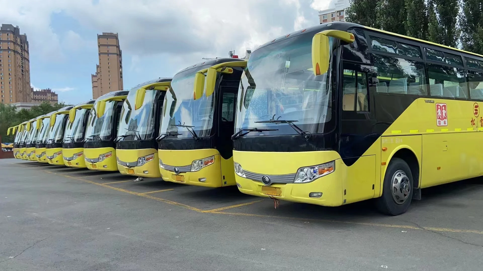 Рекомендуется использовать пассажирские автобусы YUTONG на 3 + 2 места и 60 местный Роскошные Пассажирские автобусы б/у для продажи