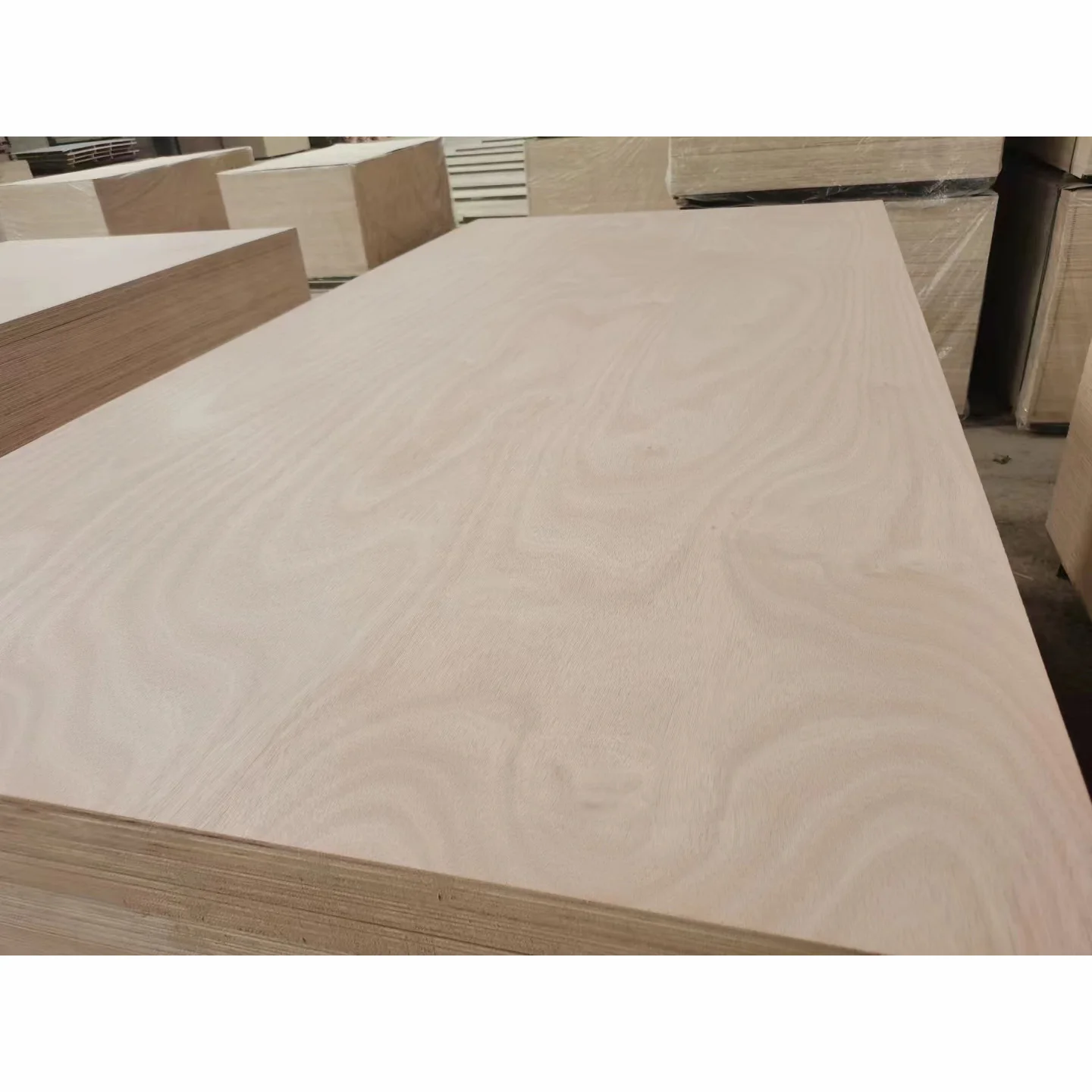 Red Cedar/Red Pencil Plywood 4x8 18mm Poplar Hardwood Combi Wood Veneer Laminated Plywood Sheet