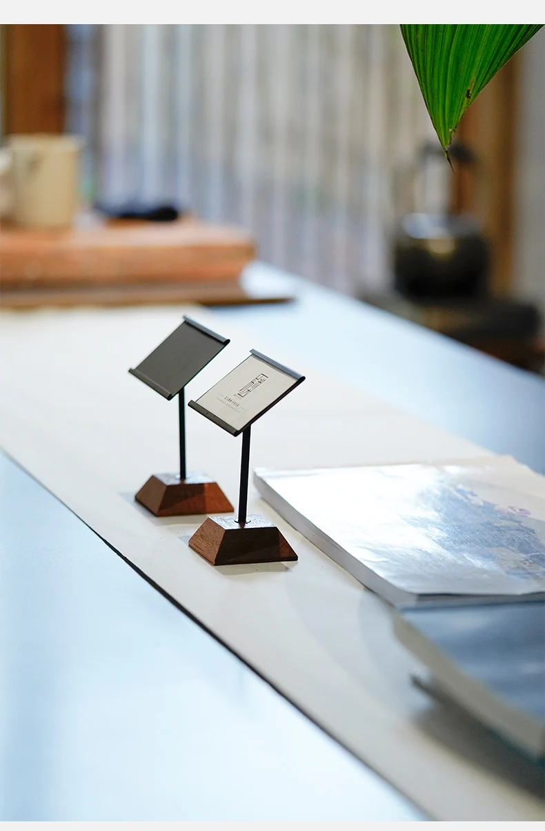 Factory Supply Vertical Metal Solid Wood Price Tag Dessert Label Display Stand Pop Sign Holder