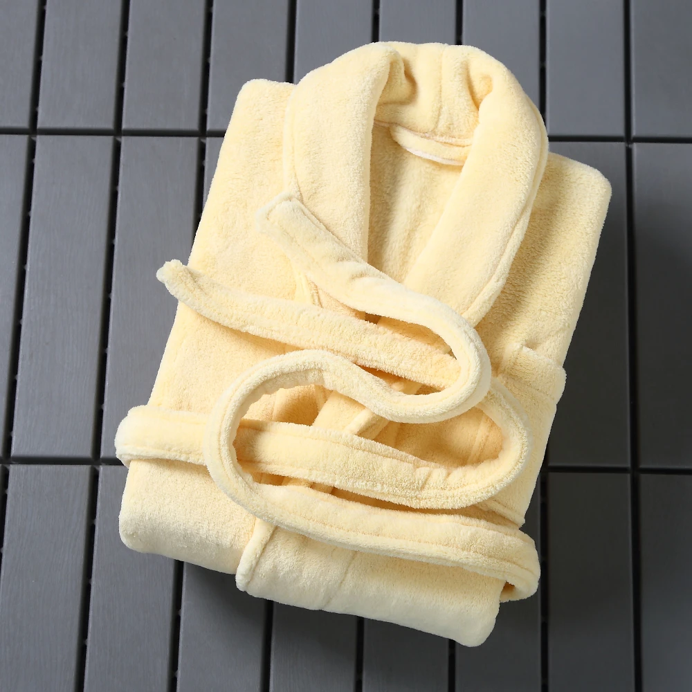 Thick 100% Flannel Coral Fleece Hotel Bathrobe Plush Bath Robe For Women and Man