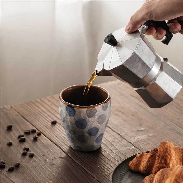 Керамическая кружка для завтрака