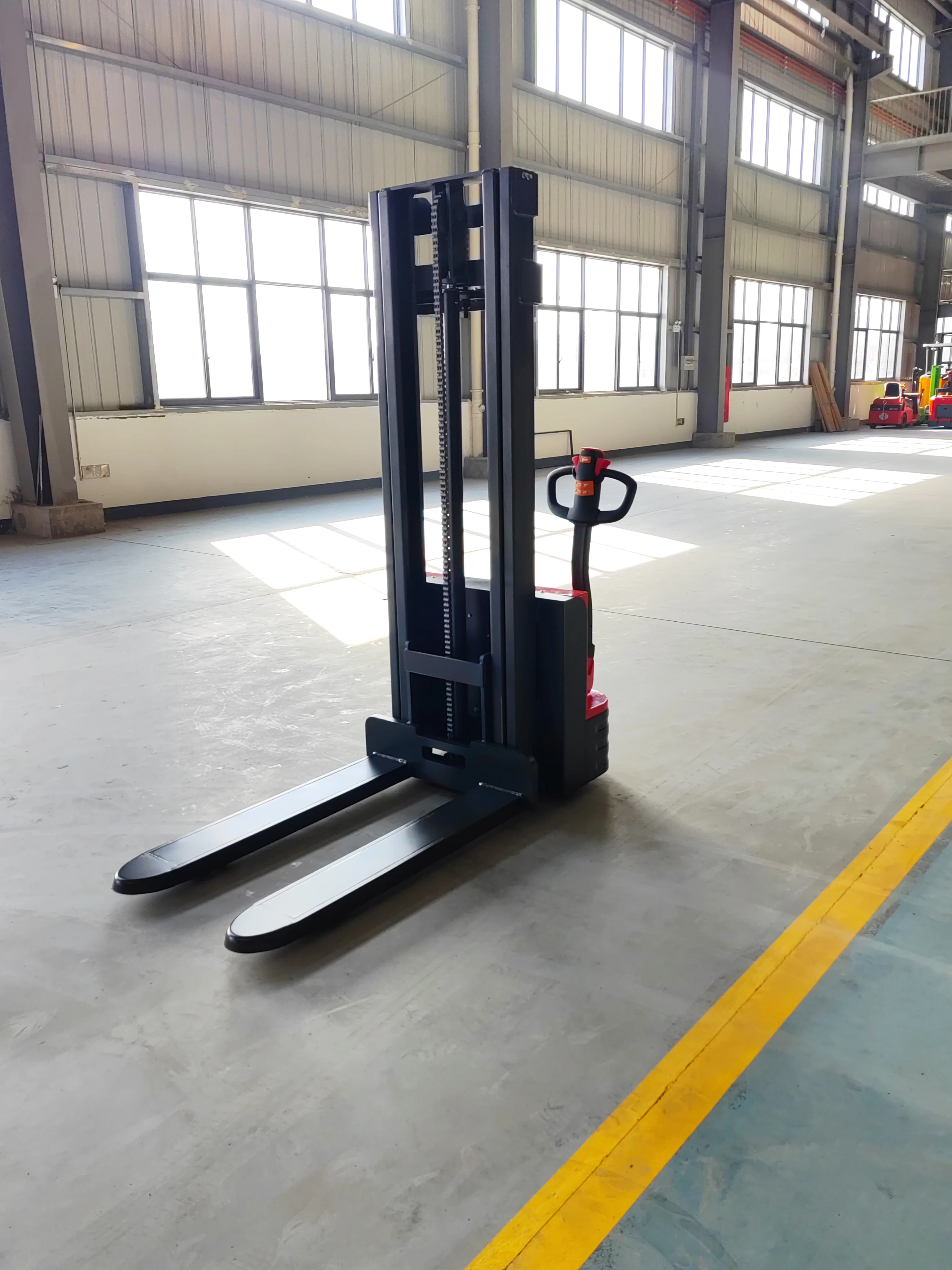 SHUNCHA Factory Direct hot selling  1.5 Ton  1500kg Full Electric Stacker 24V Gel Battery