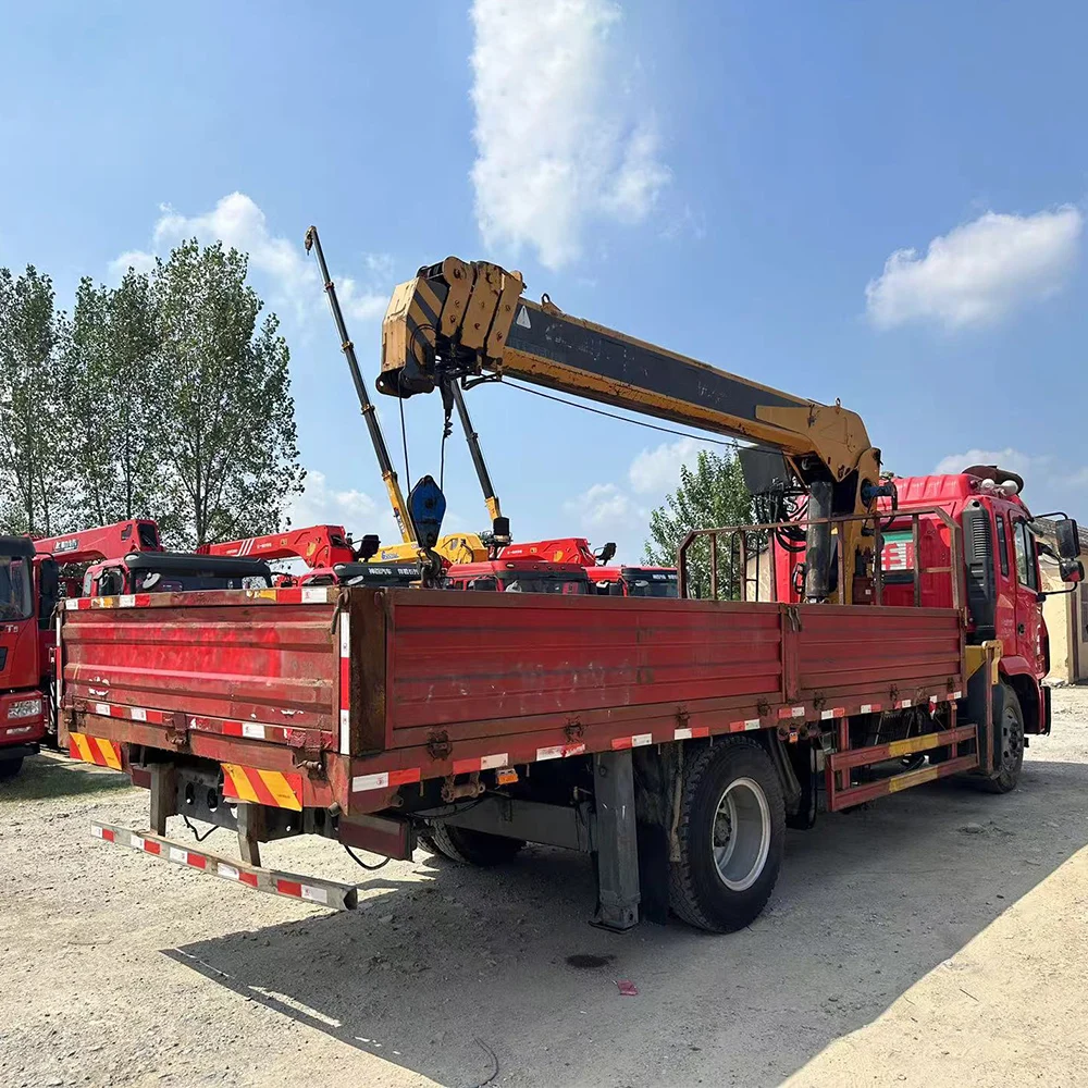 16 Ton 20 Ton Mobile Truck Crane Hydraulic Truck Mounted Crane Straight Boom Telescopic Crane For Sale