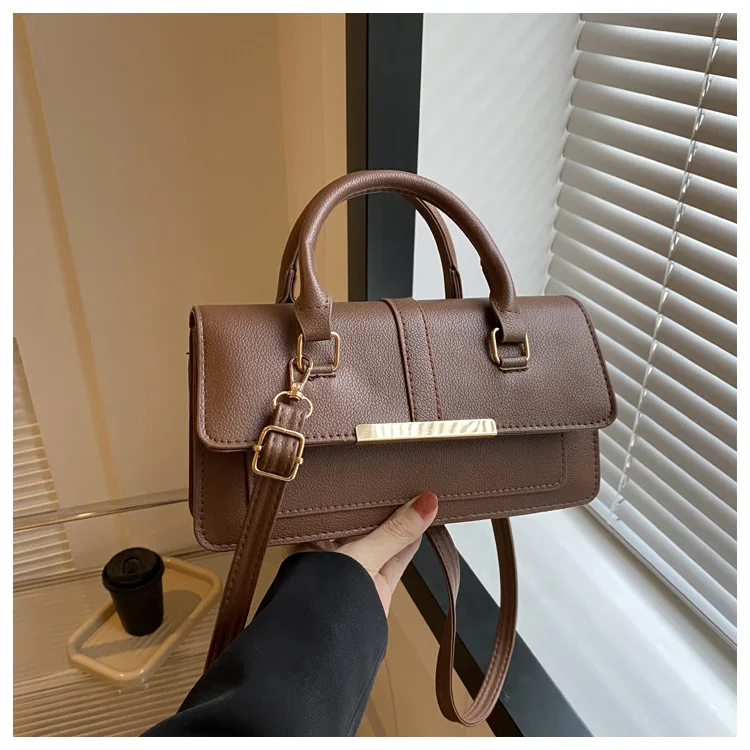 2024 New Design Pu Leather Ladies Designer Bags Famous Brand Women Handbags Braided Hand Luxury Handbags For Women Famous Brands