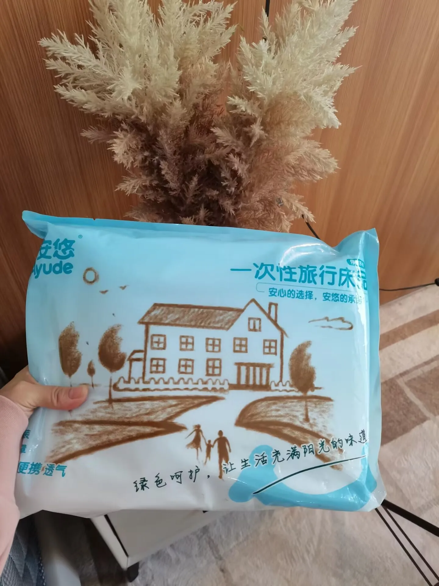 Comfort & Convenience Meets Hygiene: Top-Quality Disposable Bed Sheets for Every Need Disposable Bed Sheets