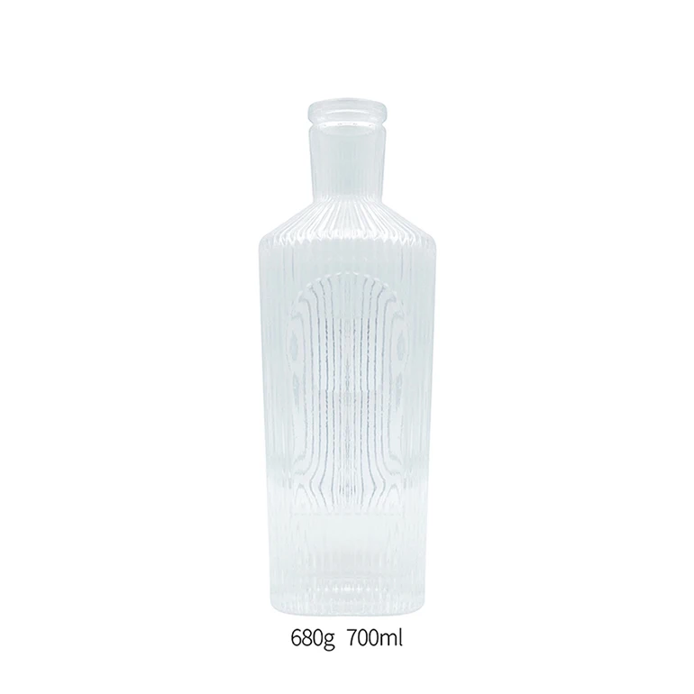 Customized 700ml Flint Clear Matte Stripe Oil Juice Wine Whisky Vodka Tequila Gin Liquor Spirits Glass Bottles