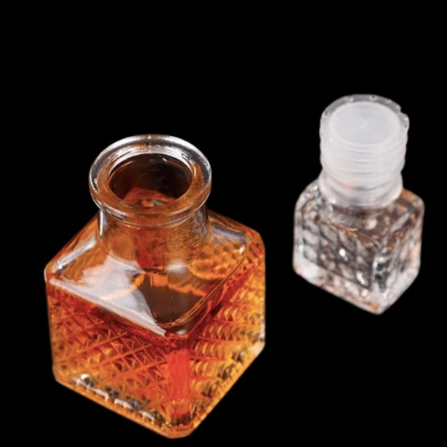 Clear 50 ml Nordic Mini Vodka Glass Bottle 50ml Mini Liquor Bottles