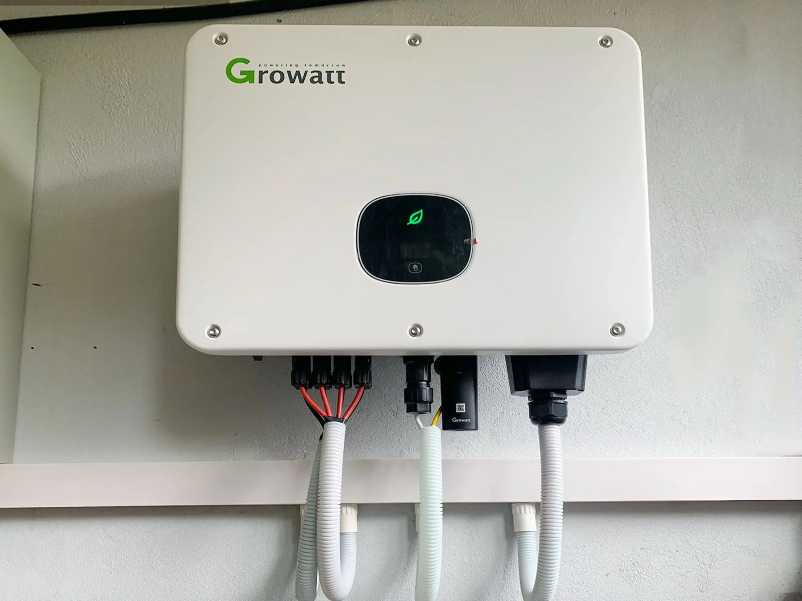 Growatt inverter grid tie 10kw 15kw 20 kw 25kw 30kw 50kw 110kw three phase chinese warehouse DDP delivery solar inverter