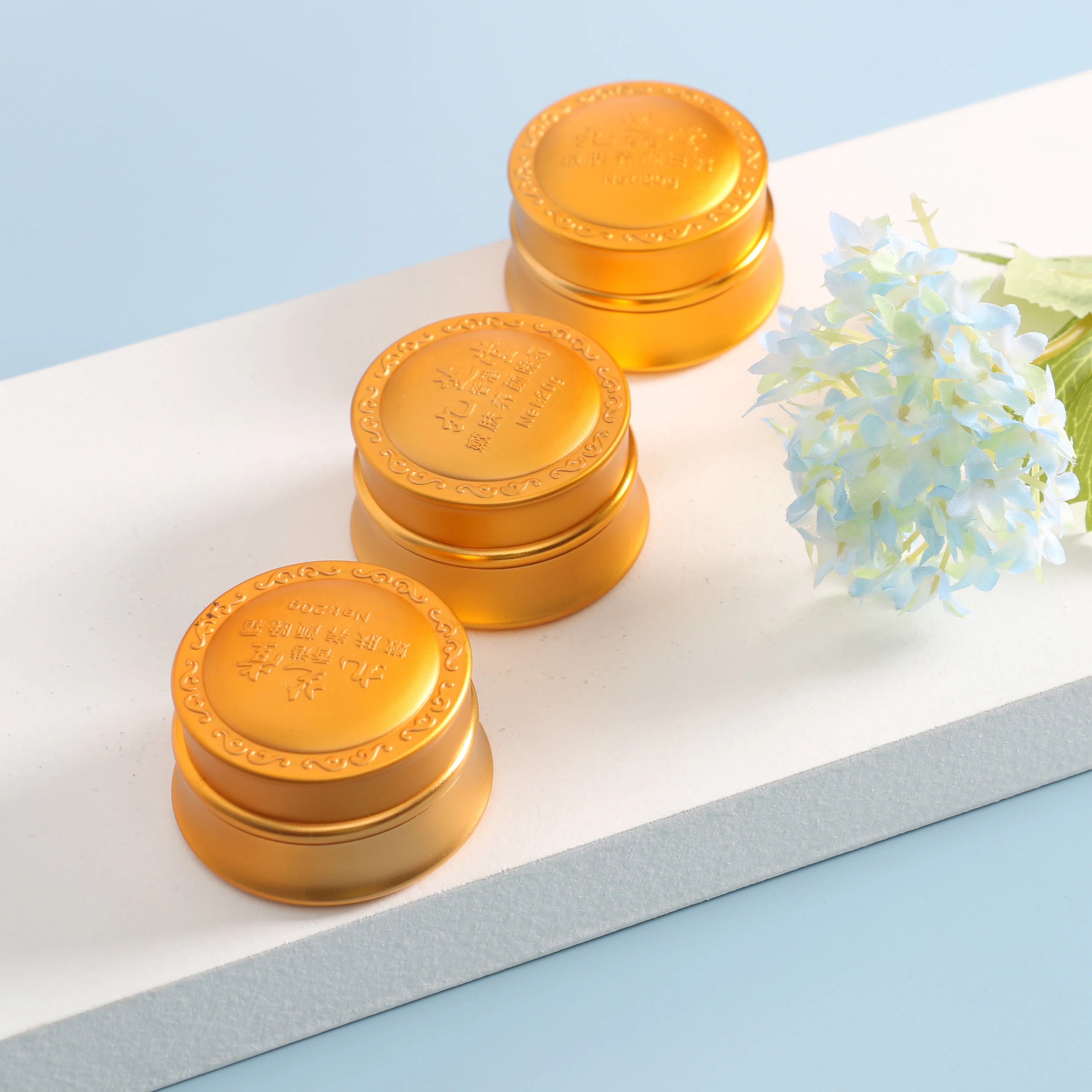 Fancy Elegant Lotion Cream Jars for Cosmetics Gold Small Aluminum 15g 30g 50g Skin Care Cream Glass Metal Customized