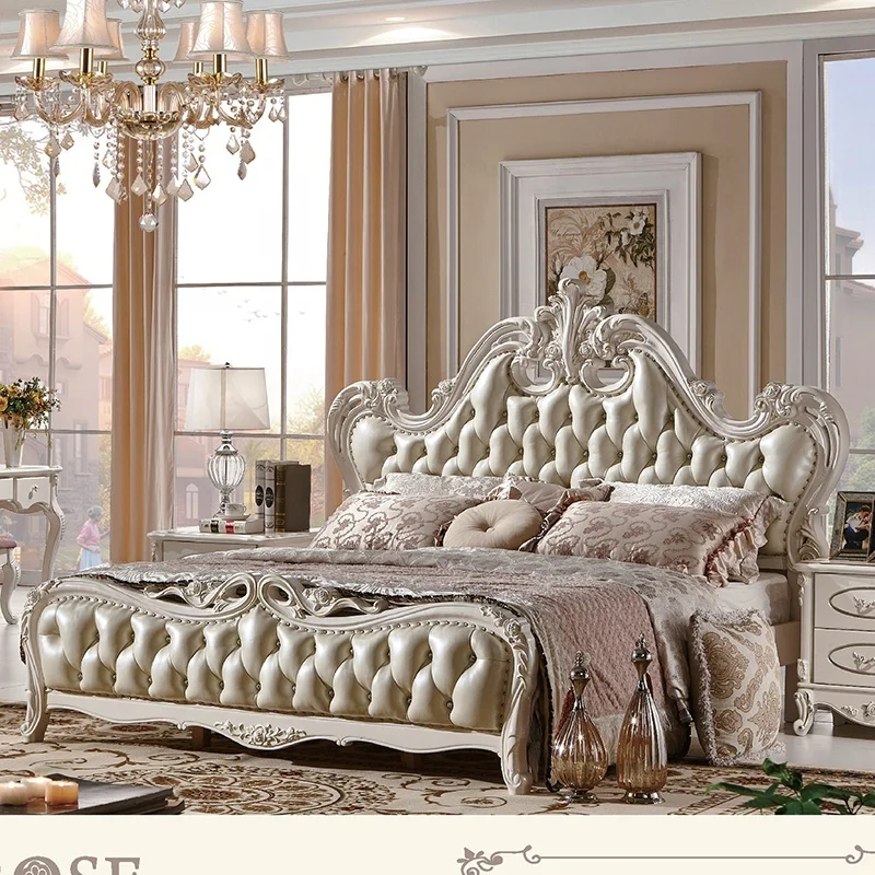 Luxury Italian Bedroom Furniture Set King Size Classic Italian Latest Gold Wooden Bed