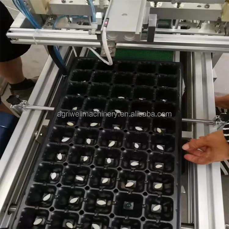 New Automatic Vacuum Tray Drop Seeder Machine Manual Carrot Seeder with Engine Gearbox for Farm Use-Carrot Corn Plant Seeding