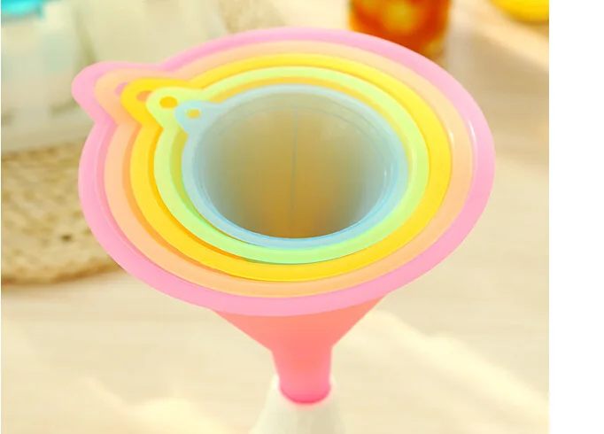 5pcs In One Set Kitchen Gadgets Tools Filter Plastic Dispenser Utensils Oil Funnel For Home Kitchen