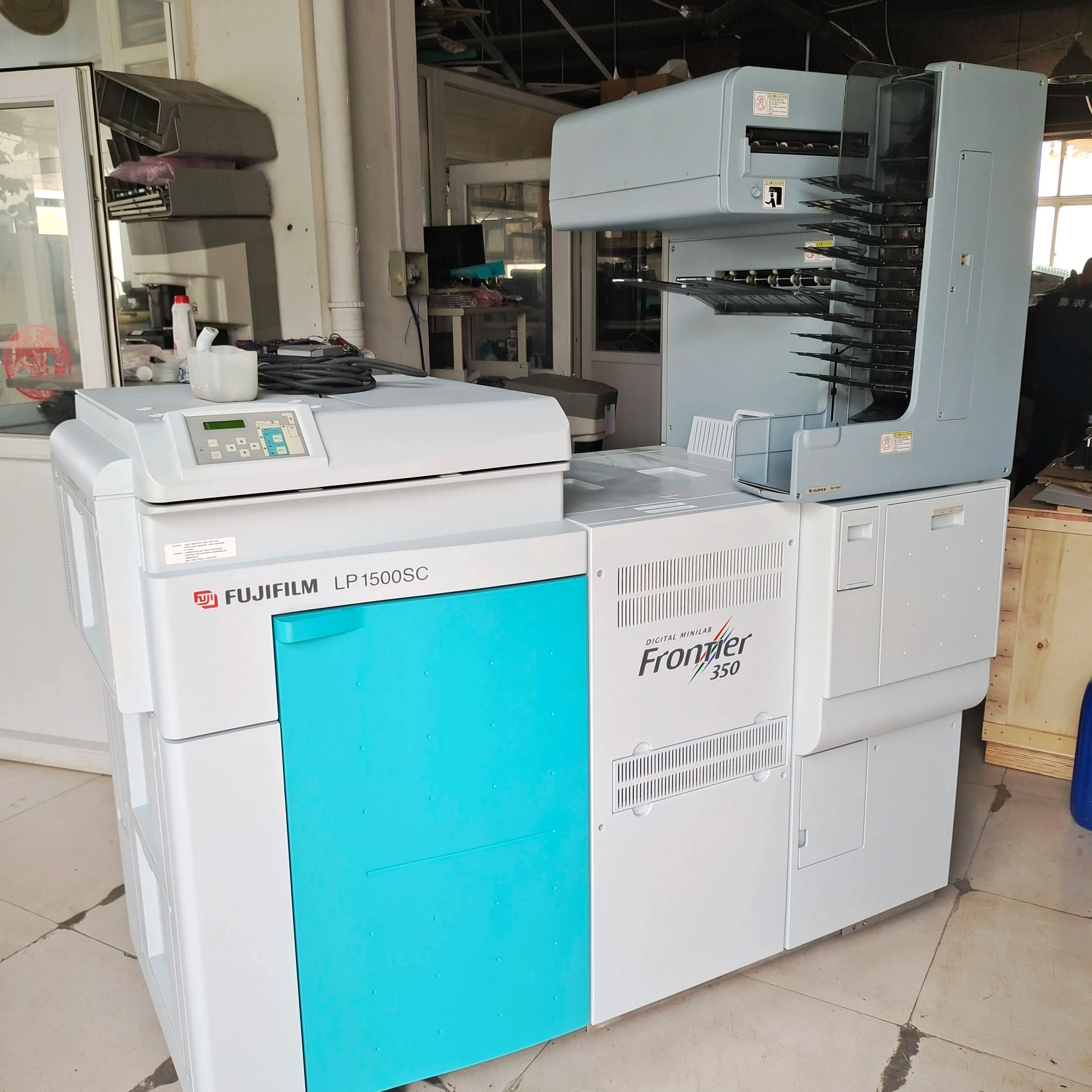 fujifilm frontier 350 price,digital minilabs photo machine used and good condition