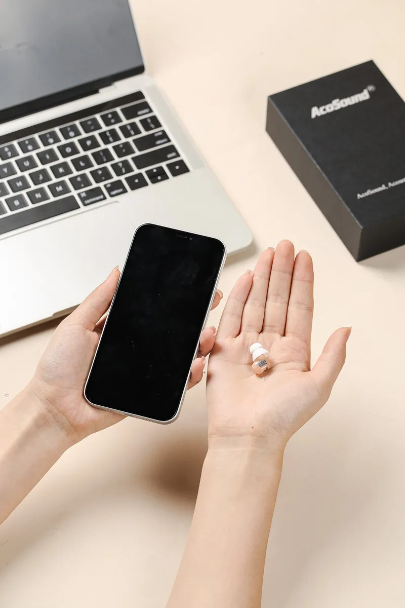 AcoSound 12 Channels Digital App Control Smart Fitting Remote Adjustment TW2-IF-P Hearing Aids for Old Ages