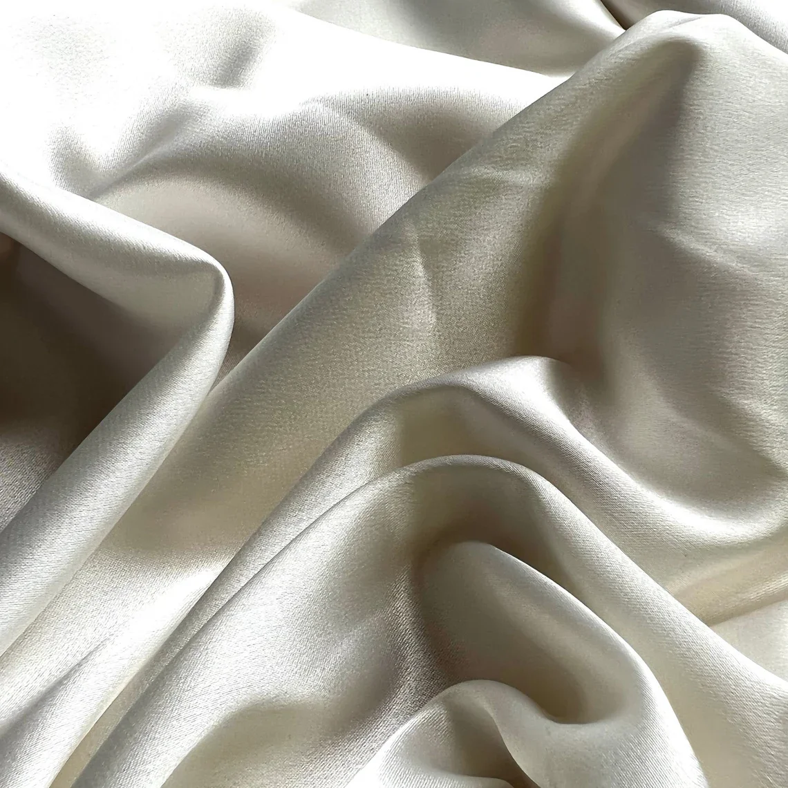 100% Pure Silk Fabric 140CM Width 19 Momme Natural Mulberry Silk Fabric High quality Plain Crepe Satin Fabric