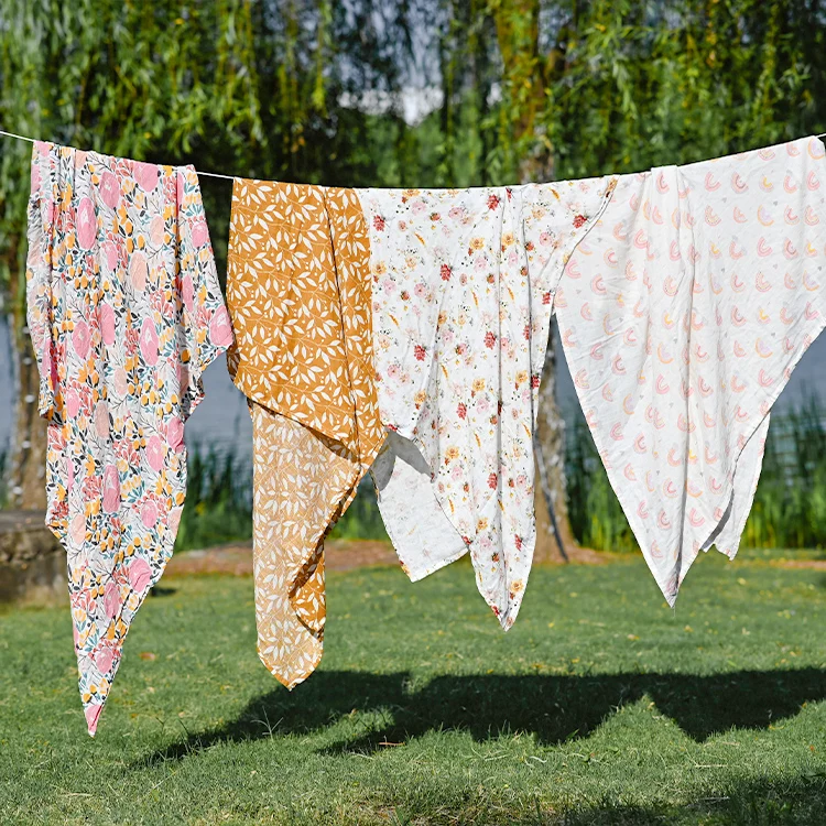 Custom Digital Prints Cotton Baby Warp Blankets Hot Sale 2 Layer 70% Bamboo 30% Cotton Baby 120*110 Muslin Swaddle Blanket