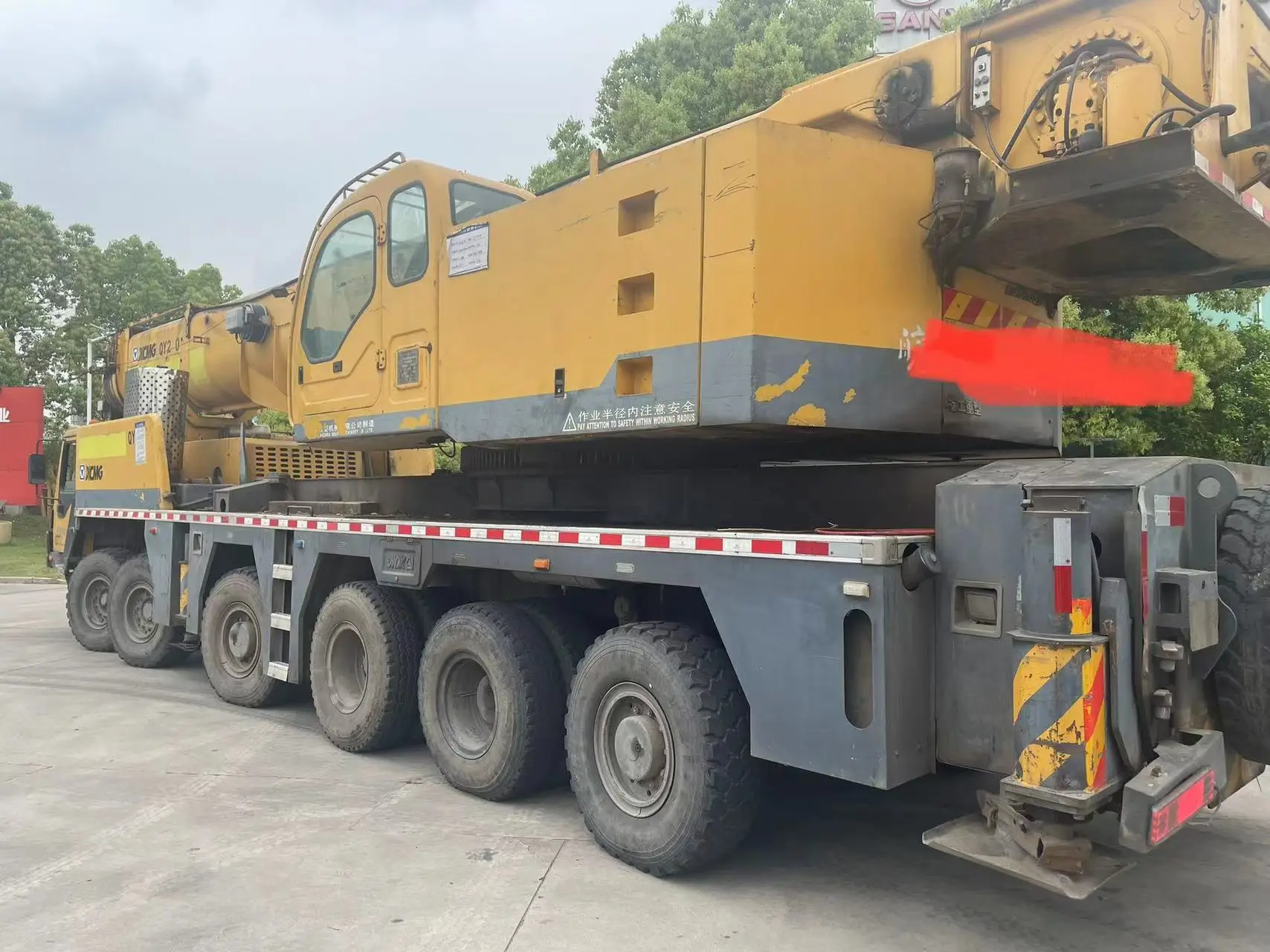 Подъемный мобильный Автокран грузоподъемностью 130 тонн, Подержанный, XCMG QY130