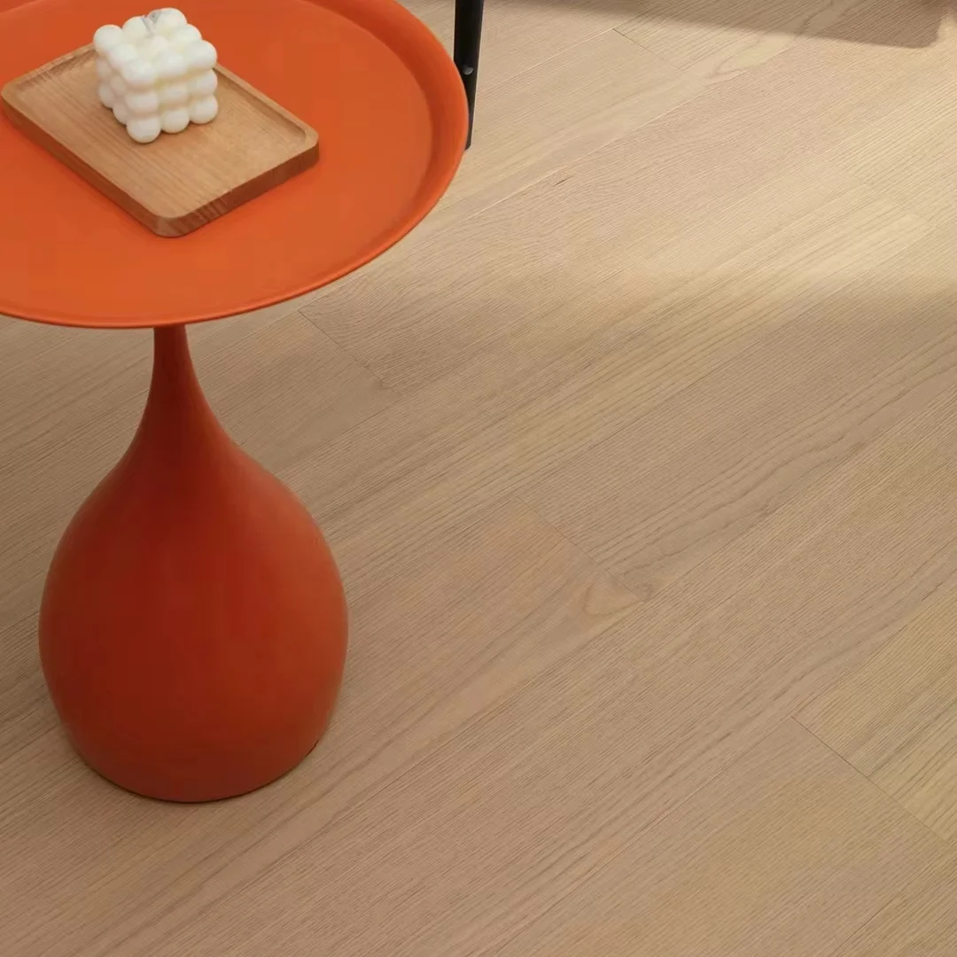 Engineered Hardwood Flooring Wide Plank AB grade Oak Waterproof Invisible Oil Brushed finish