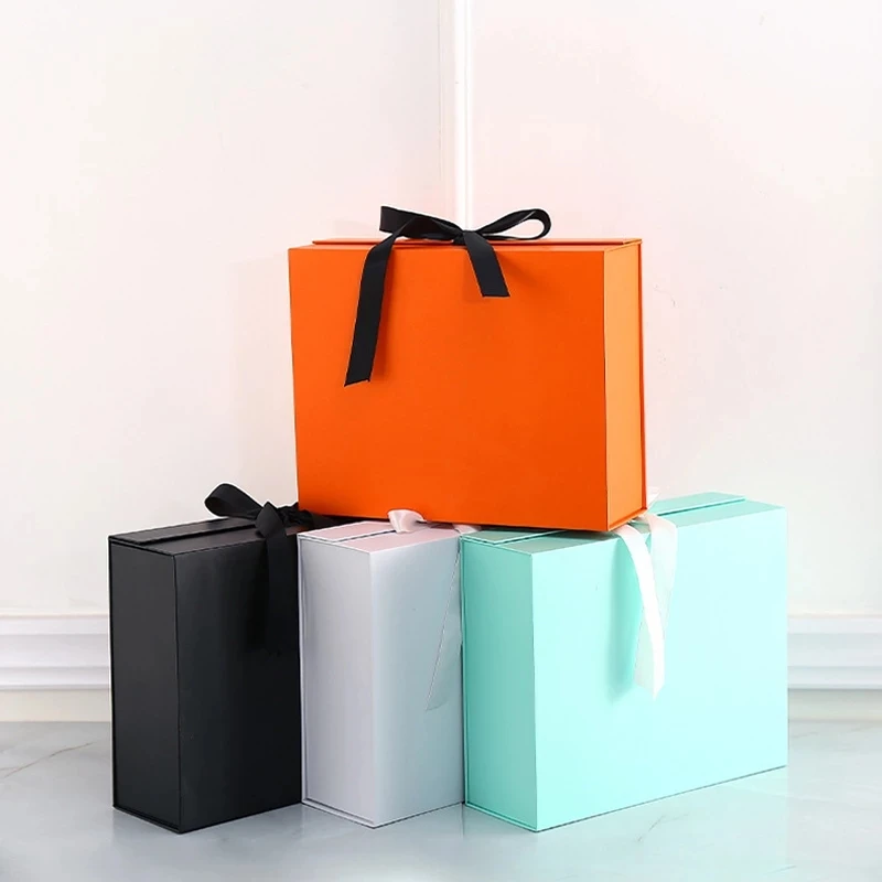 Custom Luxury White Gift boxes Cosmetic Skincare Packaging Box Foldable Magnetic Closure Gift Boxes With Black Ribbon