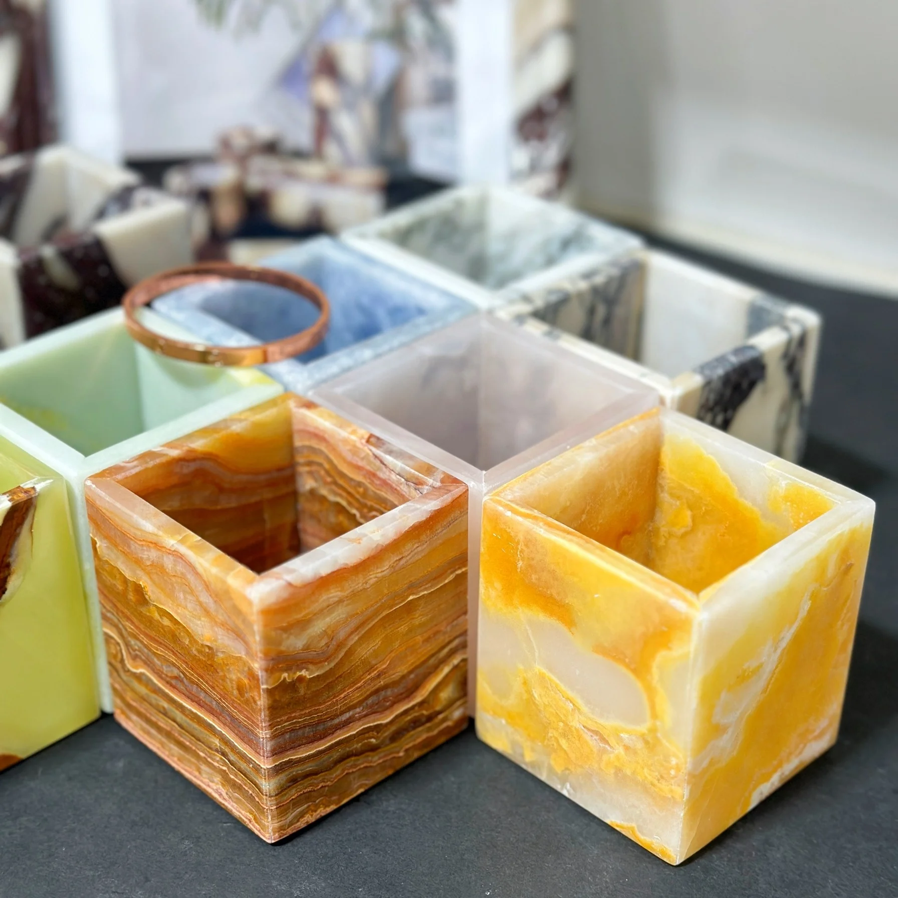 stonekocc 7*7*8cm Natural Marble Travertine Jewellery Storage Ornament Aroma Candle Holder Jewellery Arrangement for Entryway